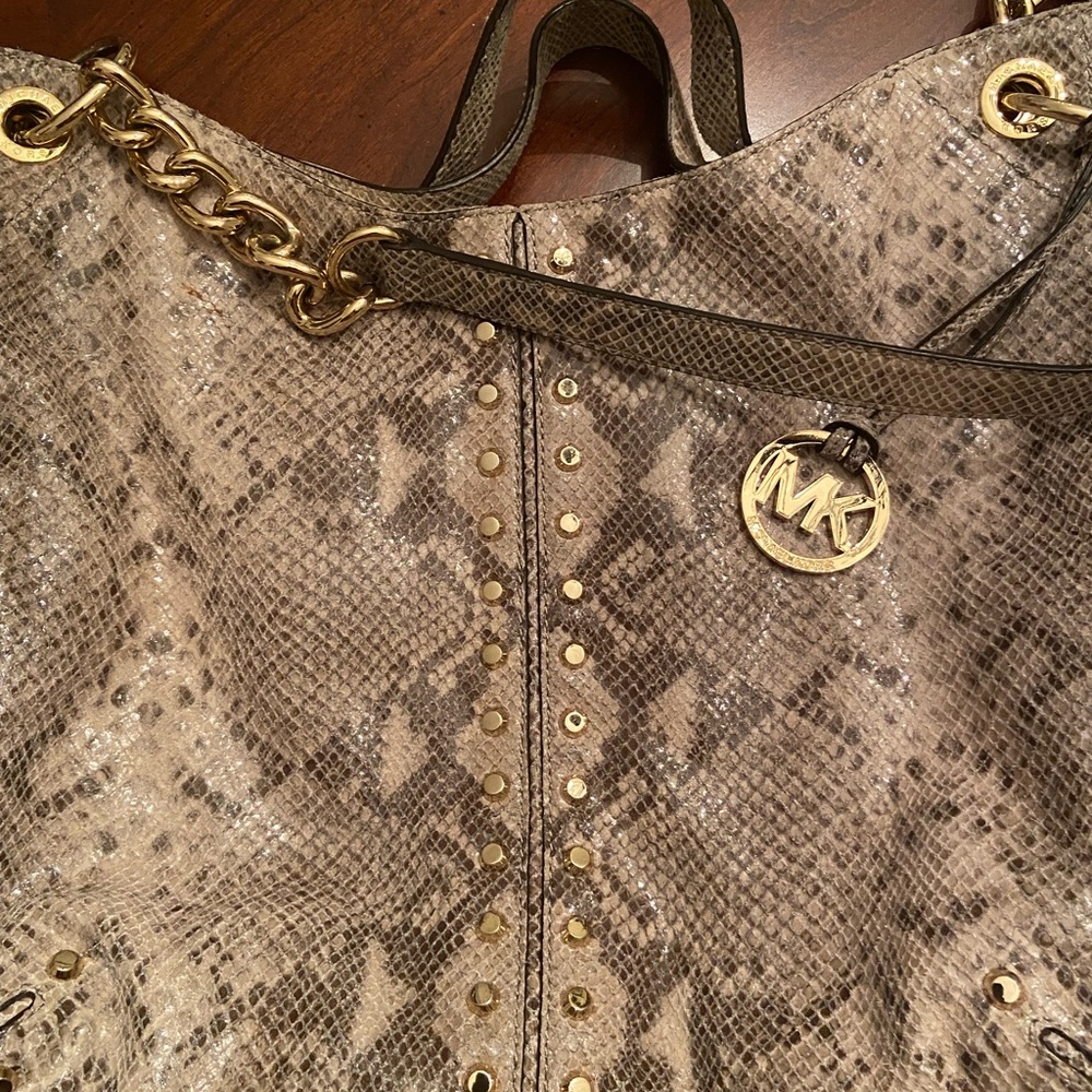 Michael Kors Hand Bag